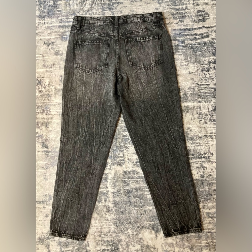 No Boundaries Juniors Super High Rise Mom Jeans - Picture 8 of 8
